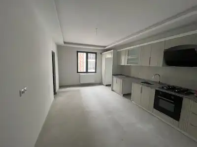 REMAX İLKE'DEN TERMİNAL CADDESİ ÜSKÜDAR SİTESİ'NDE 4+1 SATILIK DAİRE
