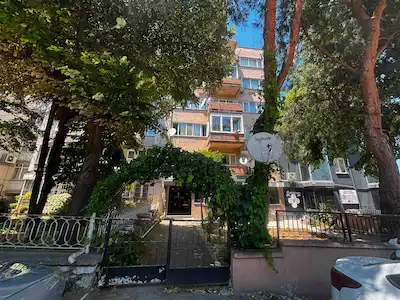 REMAX BEYAZ KÜKÜRTLÜ MAHALLESİ'NDE 2+1 SATILIK DAİRE