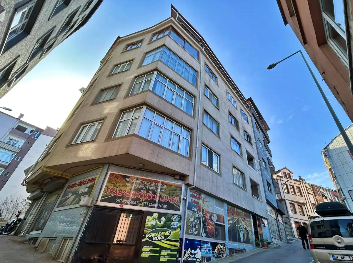MEYDAN'DA DOĞALGAZLI MASRAFSIZ SATILIK DAİRE...