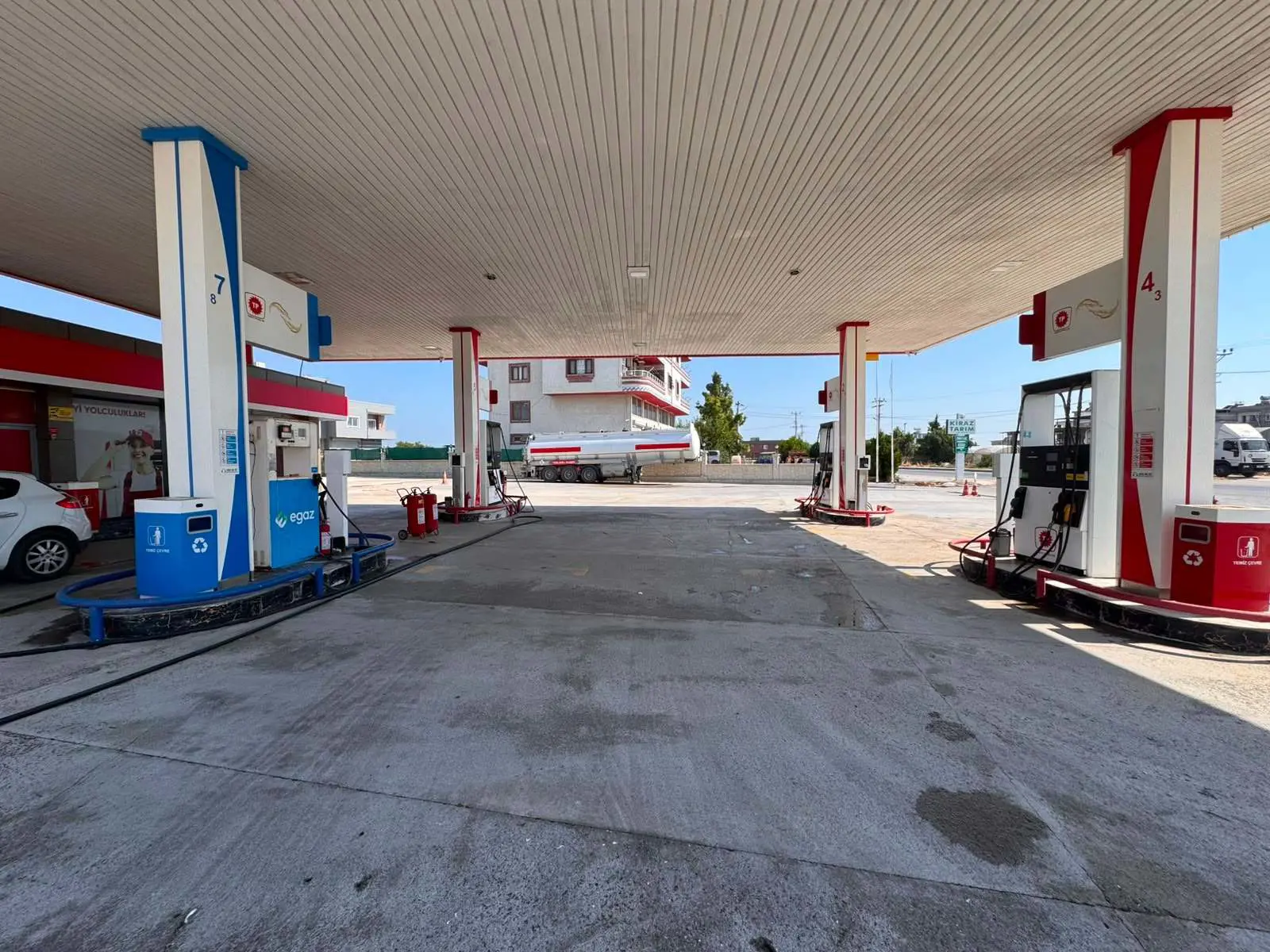 Property image 8