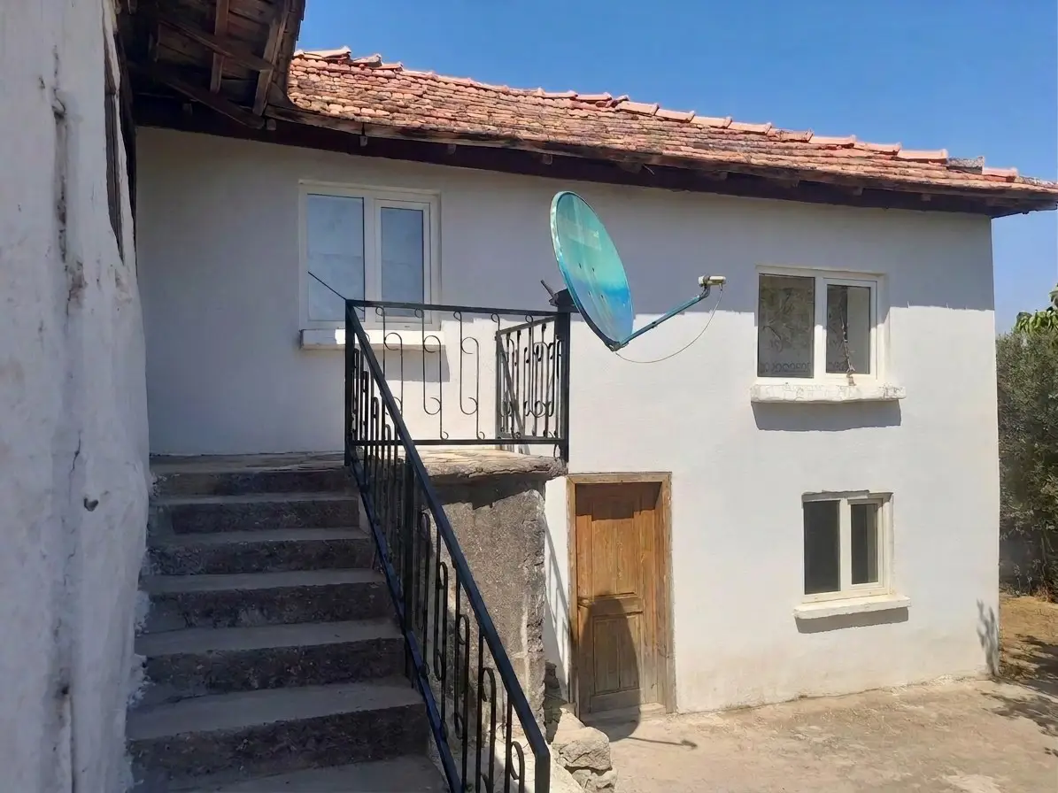 RE/MAX İNCİ'DEN BALIKESİR SAVAŞTEPE KARAÇAM MAH'DE MÜSTAKİL EV VE ARSASI 