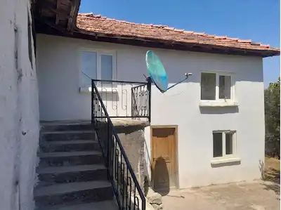 RE/MAX İNCİ'DEN BALIKESİR SAVAŞTEPE KARAÇAM MAH'DE MÜSTAKİL EV VE ARSASI 
