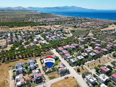 DİKİLİ SALİHLERDE SATILIK MÜSTAKİL ARSA