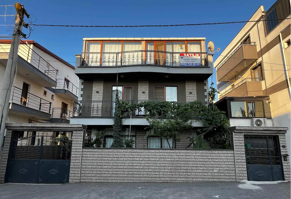 BALYANUS KOYUNDA,BAHÇELI MÜSTAKIL 5+1 VILLA
