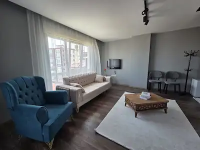 YENİ MAHALLE DE, PANORAMIK DENIZ MANZARALI, FULL EŞYALI 1+1 DAİRE
