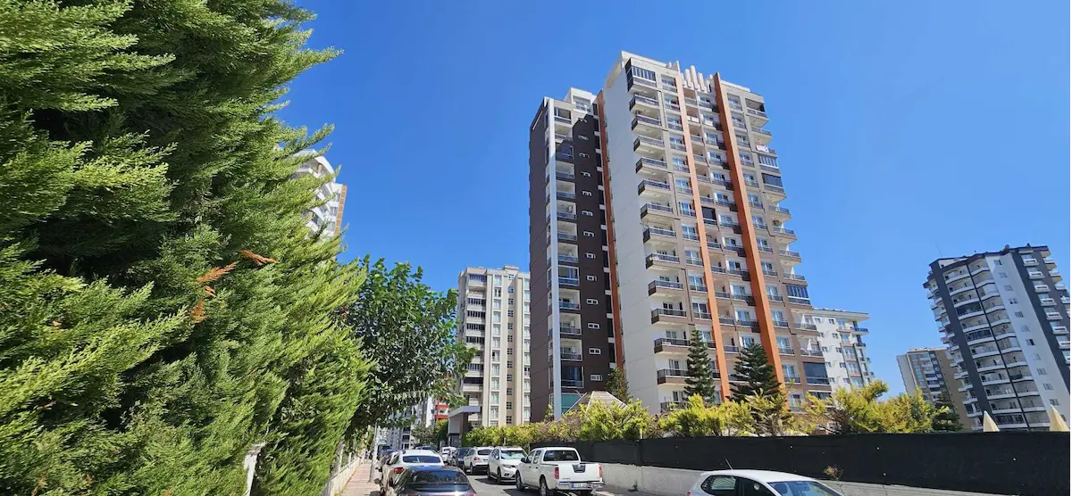 REMAX PALMDEN ÇİFTLİKKÖYDE SATILIK 2+1