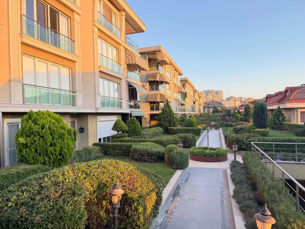 ACİL! VİSTA 2 RESİDENCE SATILIK DENİZ MANZARALI 3+1 DAİRE