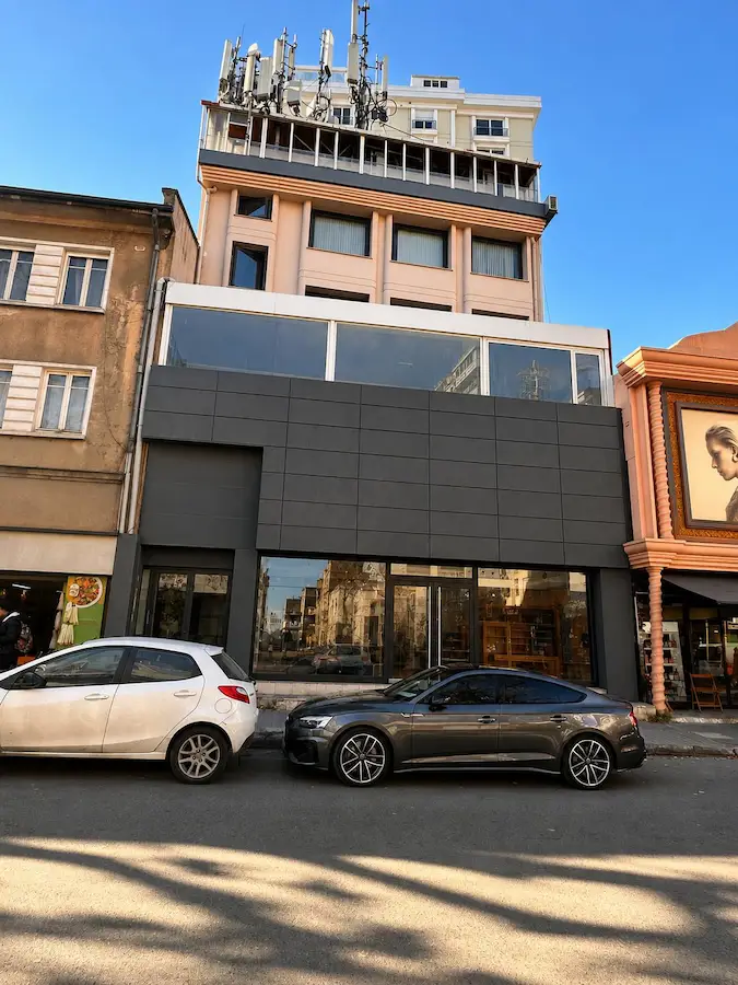 ERENKÖY ETHEMEFENDİ CAD. KDV'Lİ TABELA DEĞERLİ SATILIK BİNA