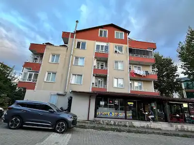 BAŞİSKELE SERDAR MAHALLESİNDE SATILIK 4+1 ÇATI DUBLEKS