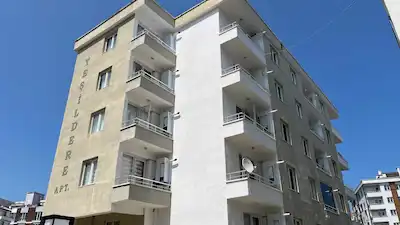 KÖRFEZ TRAMVAY'A 250 METRE MESAFEDE 1+1