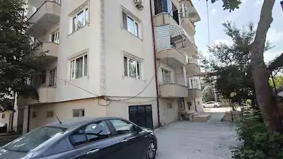 ADAPAZARI’NDA GÜNEY-BATI CEPHELİ 3+1 | 115 M² NET | BALKONLU | KREDİYE UYGUN