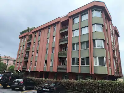 DARÜŞŞAFAKA'DA SİTE İÇERİSİNDE GENİŞ KULLANIŞLI DUBLEKS DAİRE