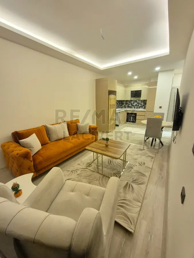 RE/MAX LACIVERT'TEN DADAŞKENT'TE LÜKS EŞYALI KIRALIK 1+1 DAIRE