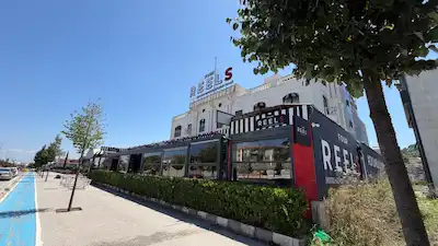 REMAX MAVİ DEN SERDİVAN DİŞ HASTANESİ YANI 65 M2 KİRALIK OFİS