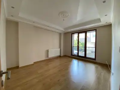 ÇEKMEKÖY ÇAMLIK ’TA METROYA YAKIN KİRALIK 2+1 DAİRE