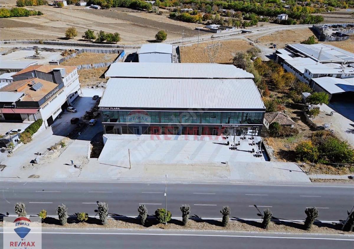 REMAX DOĞUDAN DİYARBAKIR YOLUNDA 2500M2 KİRALIK DÜĞÜN SALONU