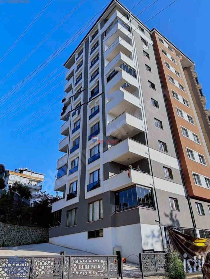 ARDEŞEN MÜFTÜ MAH RUBA PARK EVLERİ 3+1 125 M2 EBEVEYN BANYOLU
