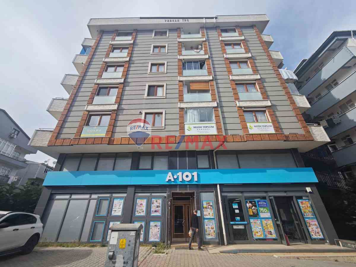 ÇAYIROVA YENİMAHALLE'DE SATILIK (3+1) DUBLEX DAİRE