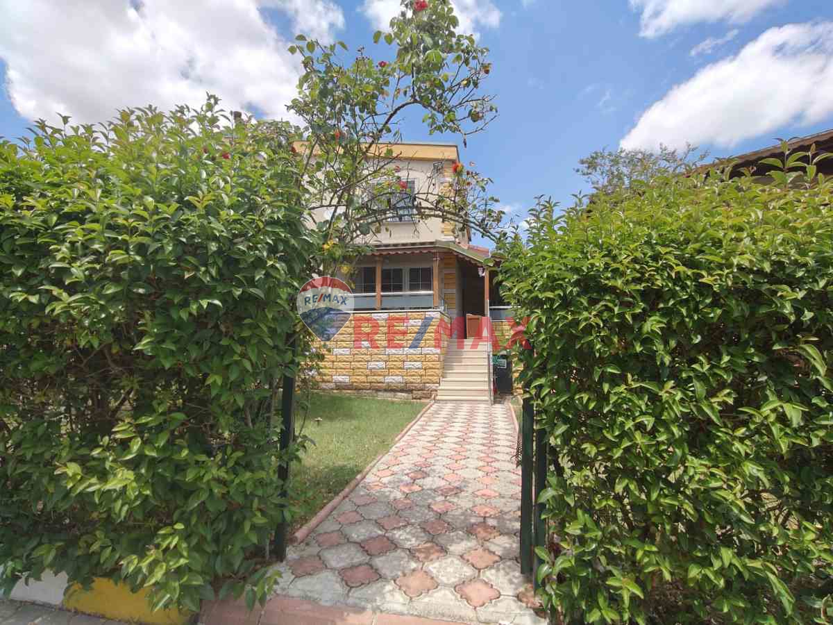  DOĞALGAZLI, ŞÖMINELI, BAHÇELI DUBLEKS VILLA – HAVUZLU GÜVENLIKLI SITEDE!