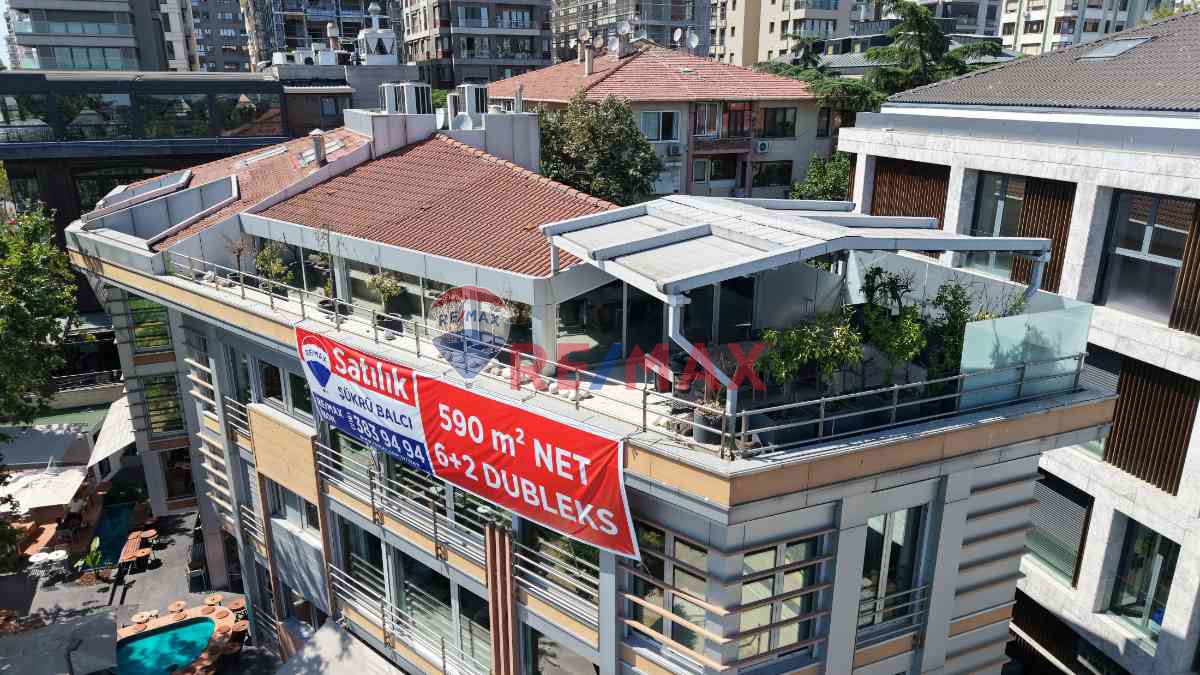 CADDEBOSTAN CEMİL TOPUZLU ÖN PARSEL NET 590 M2 SATILIK OFİS