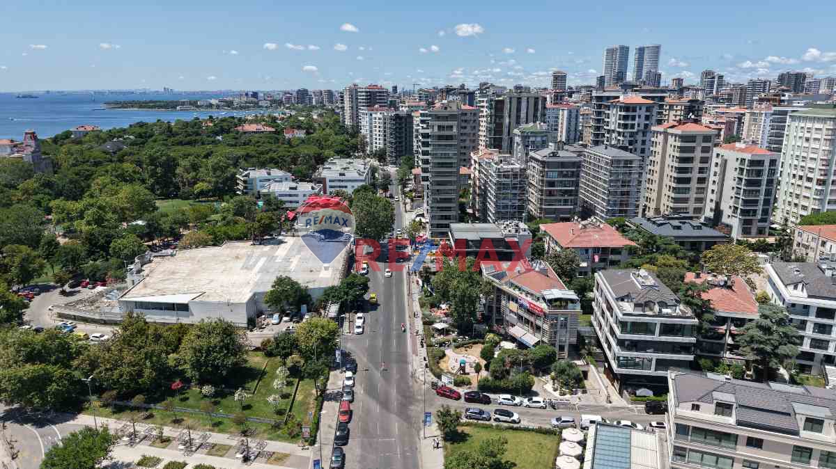 CADDEBOSTAN CEMİL TOPUZLU ÖN PARSEL NET 590 M2 SATILIK OFİS