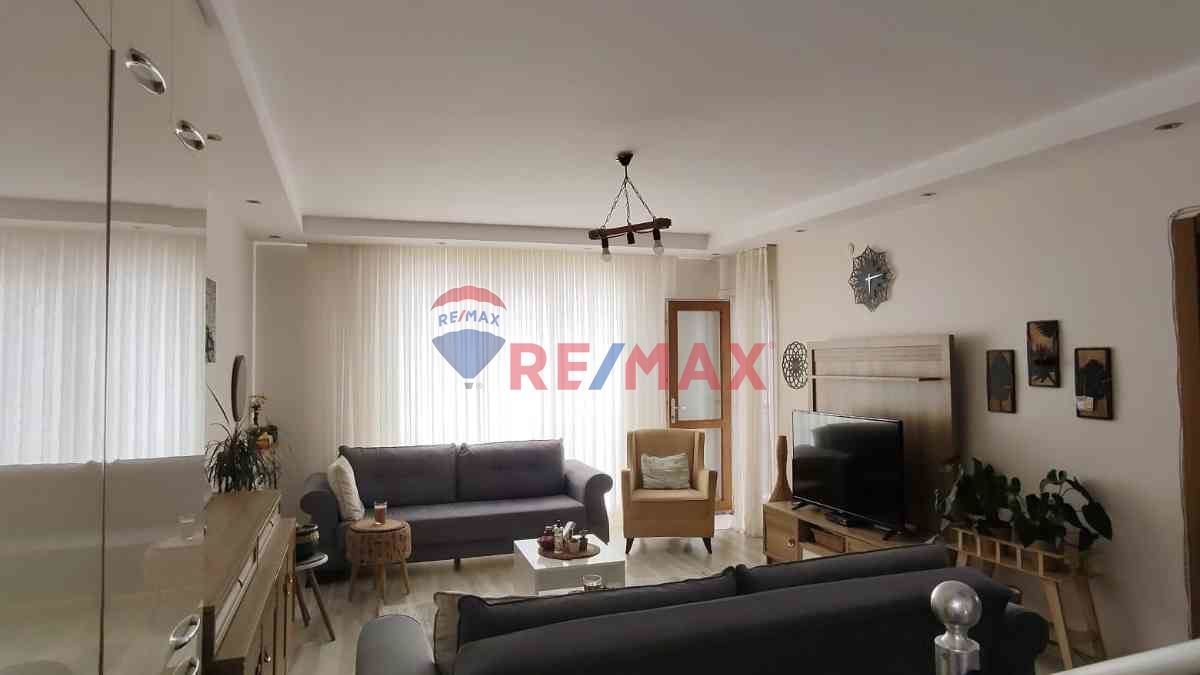 BÜYÜKÇEKMECE GREEN GARDEN'DA DENIZ MANZARALI SATILIK DUBLEKS!