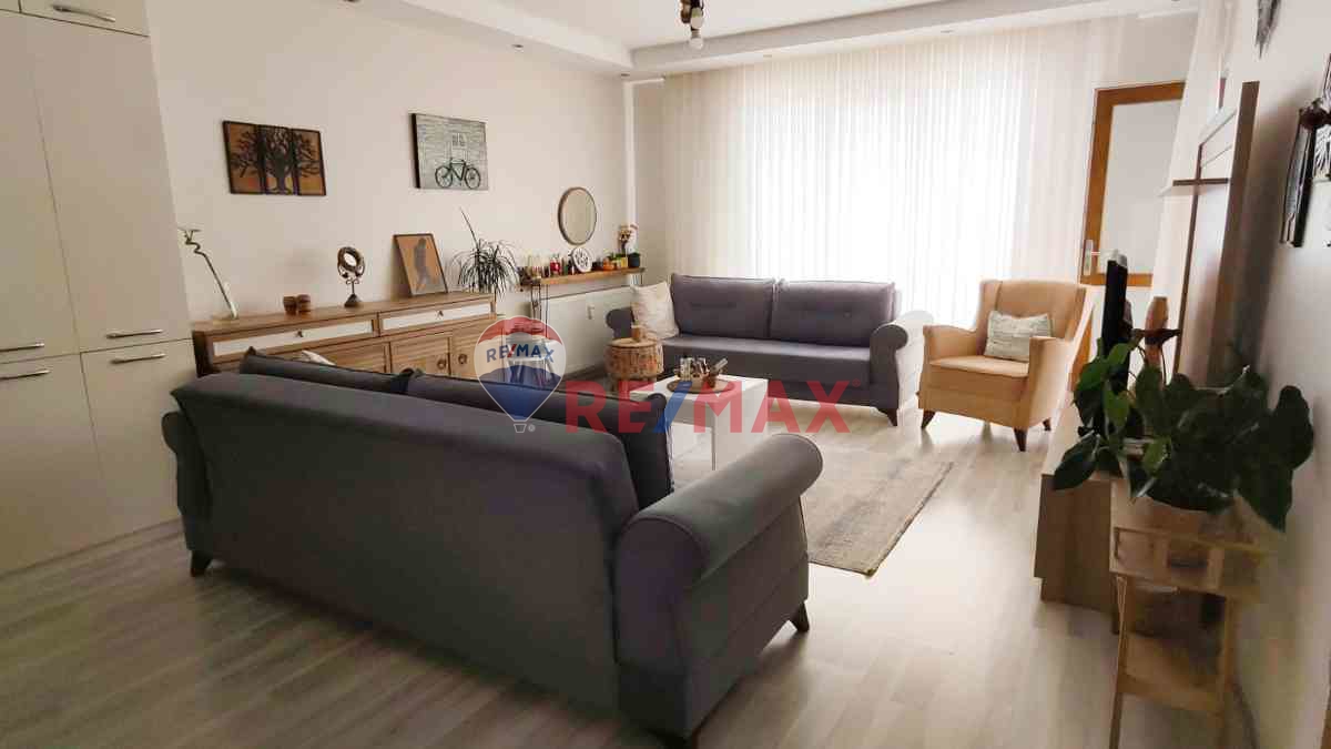 BÜYÜKÇEKMECE GREEN GARDEN'DA DENIZ MANZARALI SATILIK DUBLEKS!