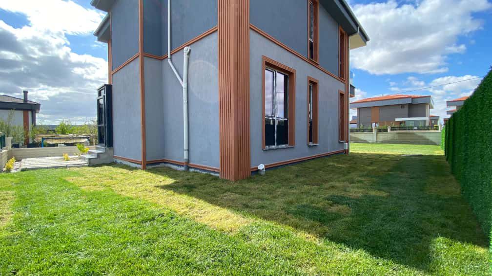 ÇERKEZKÖY'DE SATILIK SIFIR VİLLA 4+1 ÖZEL PEYZAJLI