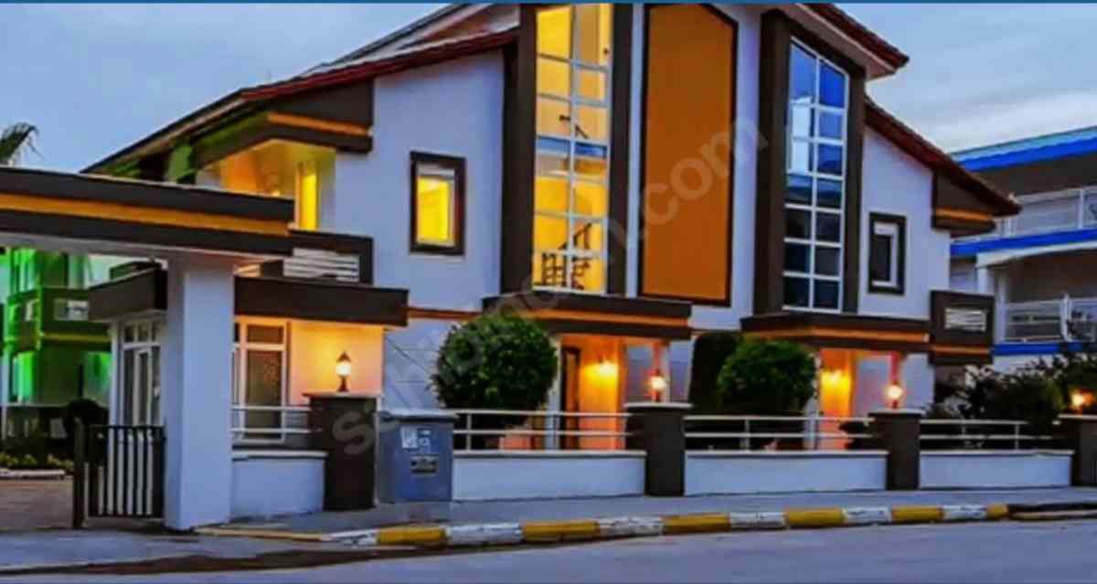 ANTALYA BELEK'TE HAVUZLU SİTE İÇERİSİNDE SATILIK VİLLA