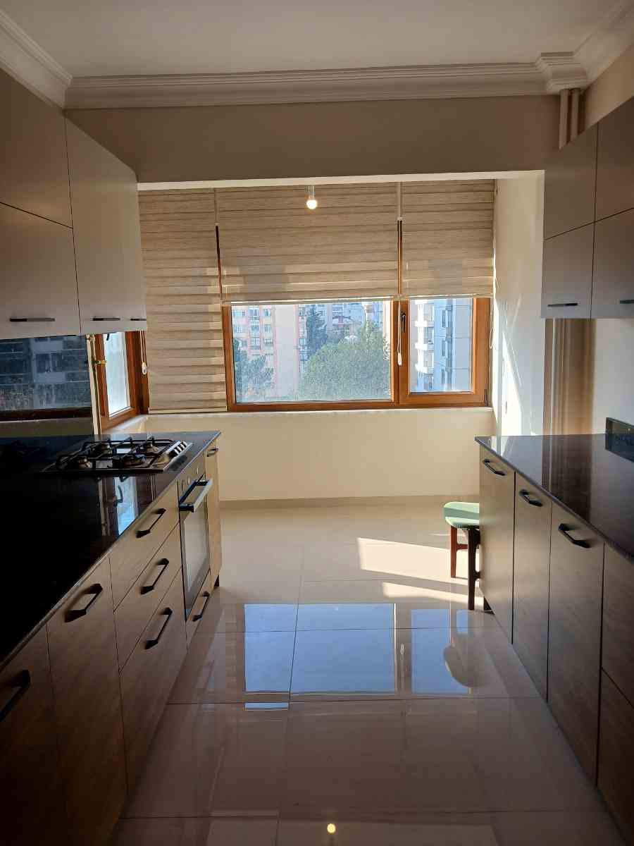 ERENKÖY MARMARAYA ÇOK YAKIN MESAFEDE İÇİ YAPILI 3+1 KİRALIK DAİRE