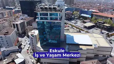 ESKULE İŞ VE YAŞAM MERKEZİNDE PANORAMİK MANZARALI OFİS
