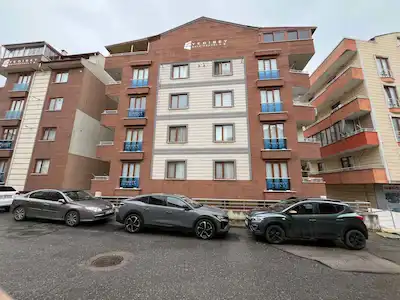 GEBZE KÖŞKLÜÇEŞME MAH. İÇİ YENİLENMİŞ SATILIK 3+1 DAİRE