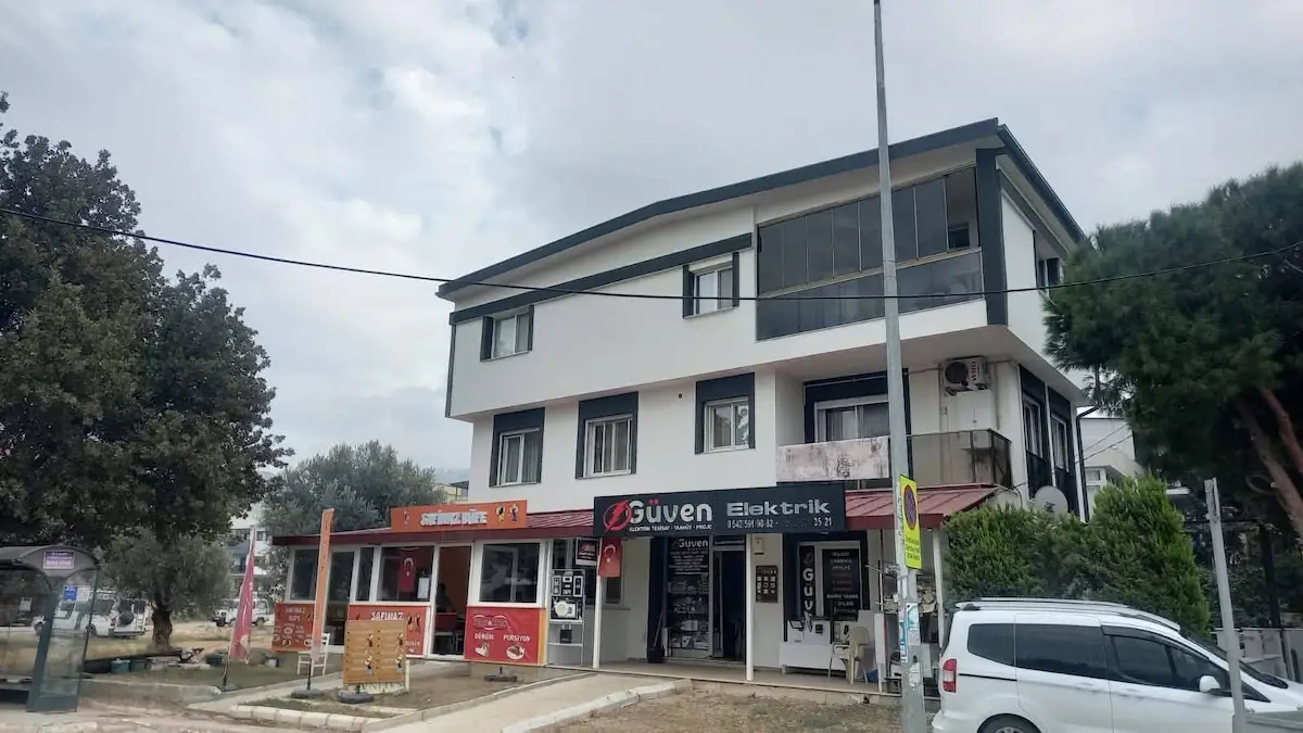 GÜZELBAHÇE YELKİ DE 190 METRE ÇATI DUBLEKSİ