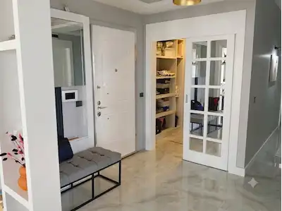 REMAX NEPTÜN'DEN BAĞLICA DA 4+1 KATTA BAHÇELİ LÜKS KIRALIK DAİRE