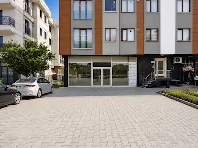 AYDOS ORMANI MESİRE ALANI GİRİŞE KOMŞU BOŞ 120M² KİRALIK DÜKKAN