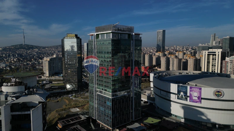 ATAŞEHIR AĞAOĞLU MY NEWWORK'TE SATILIK 107 M2 SIFIR OFIS