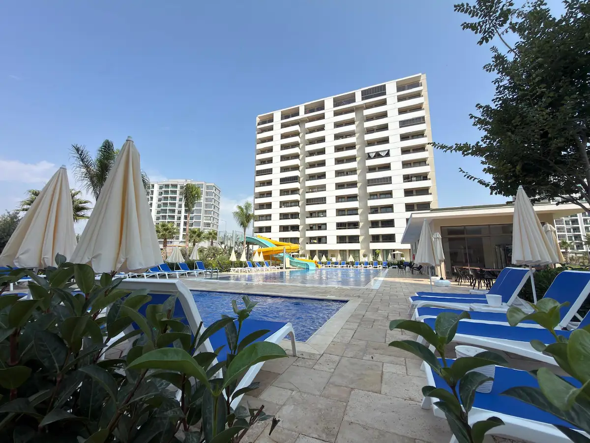 REMAX TOROS'TAN OKTAY MB NATURE RESORT'TA LÜKS KİRALIK 1+1
