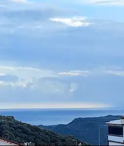 KAŞ ANDİFLİ’DE DENİZ MANZARALI | BAHÇELİ | TERASLI | KAPALI OTOPARKLI VE FULL EŞYALI 1+1   EN/RU/DE