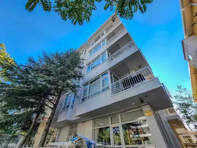 ÇANKAYA AYRANCI AZİZİYE MAHALLESİNDE 4+1 SATILIK DAİRE