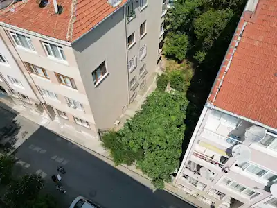 CAMBAZIYE TARIHI ESER NITELIGINDE AVANTAJLI SATILIK 117M2 ARSA