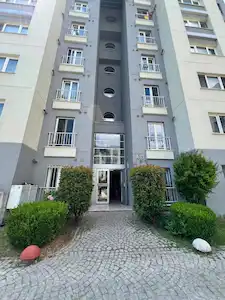 SEFAKÖY KİPTAŞ EVLERİNDE PEYZAJ MANZARALI BAKIMLI 2+1 SATILIK