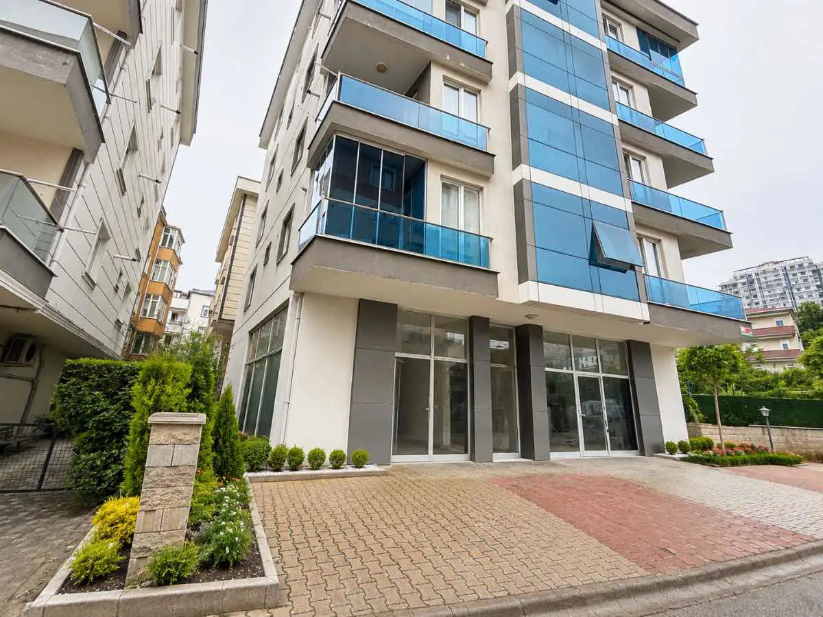 ÇEKMEKÖY TAŞDELEN’DE SIFIR, GÜNEY CEPHELİ TAPULU DÜKKAN | KREDİ & TAKAS UYGUN 2