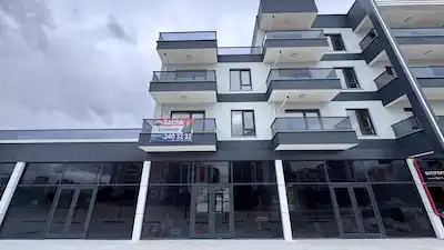 OFİS VE KONUT KULLANIMINA UYGUN 100M² AÇIK TERASLI SATILIK 1+1