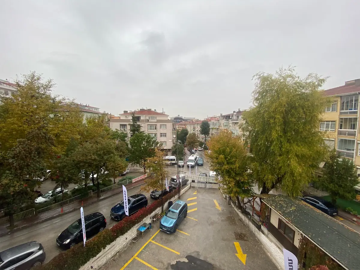 GÜVENEVLER KUZGUN REFİK BELENDİR DE 3 CEPHELİ KİRALIK 3+1 DAİRE