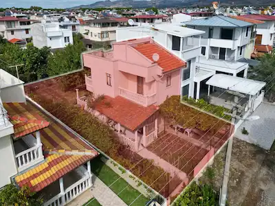 KABAKUM BANKACILAR SİTESİN'DE, DENİZE 350 M, 2+1 SATILIK YAZLIK