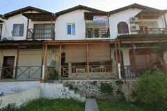KUŞADASI KADINLAR DENIZINDE PLAJA 300M BÜYÜK BAHÇELİ YAZLIK