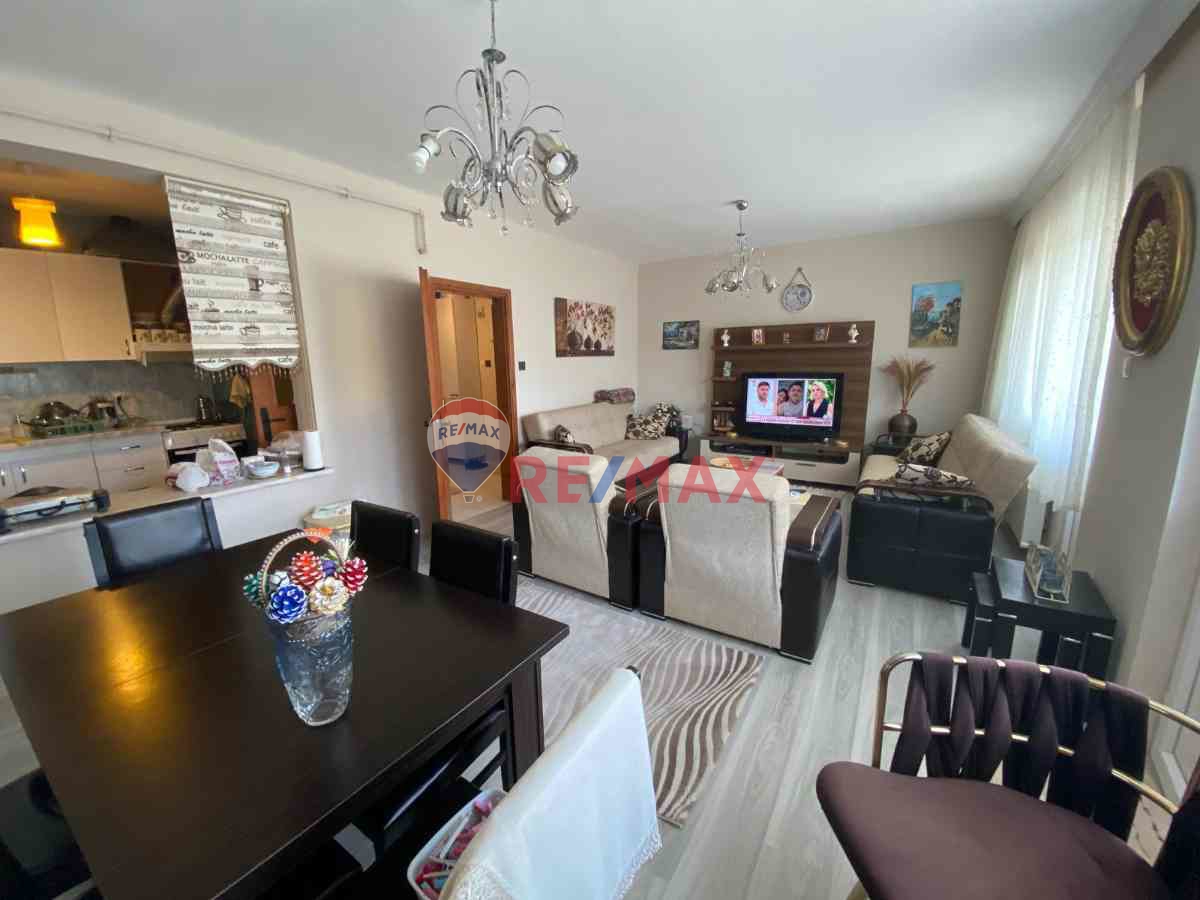 RE/MAX ŞEHİR'DEN ÇINARCIK'DA SATILIK DAİRE