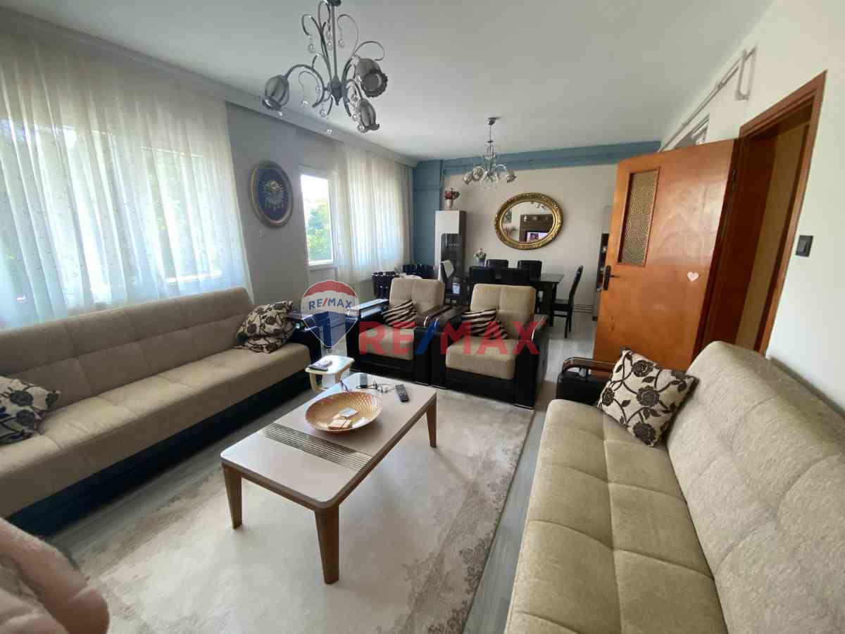 RE/MAX ŞEHİR'DEN ÇINARCIK'DA SATILIK DAİRE