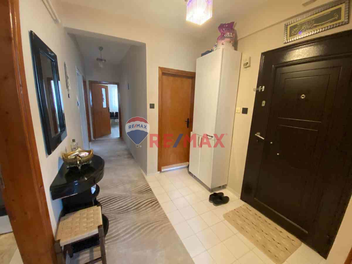 RE/MAX ŞEHİR'DEN ÇINARCIK'DA SATILIK DAİRE