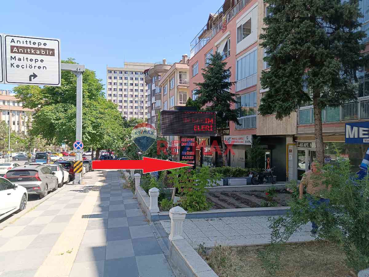 ÇANKAYA  KAZAKISTAN CAD. GAZI HASTANESINE KOMŞU SATILIK DÜKKAN